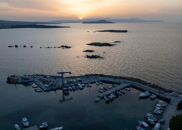 Aparthotel Edgewater 4*