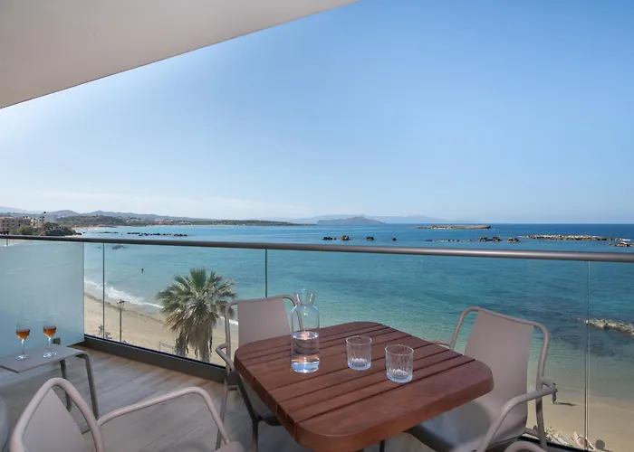 Aparthotel Edgewater 4*