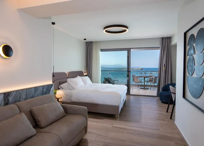 Edgewater Aparthotel Chania (Crete)