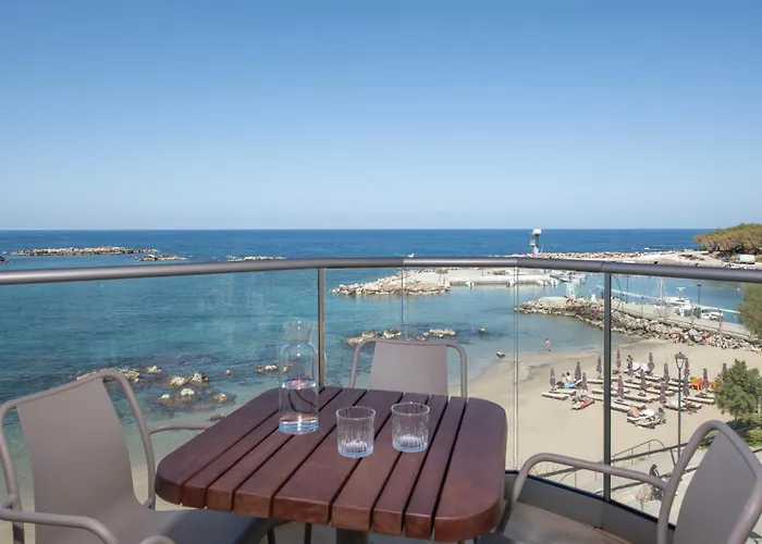 Edgewater Aparthotel Chania (Crete)