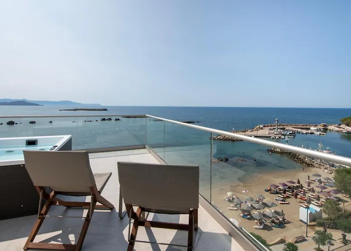 Aparthotel Edgewater 4*