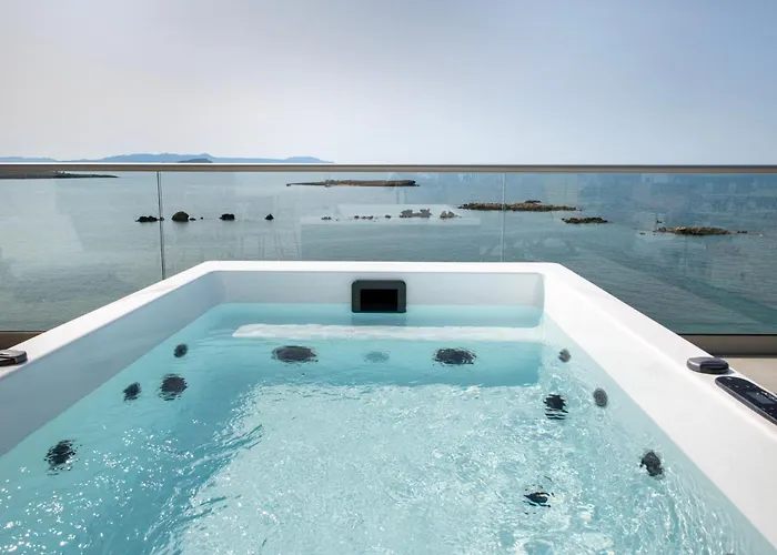 Edgewater Aparthotel Chania (Crete)