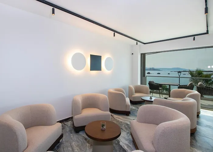 Aparthotel Edgewater 4*