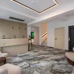 Edgewater 4*