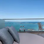 Edgewater 公寓式酒店 4*