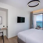 Edgewater 公寓式酒店 4*